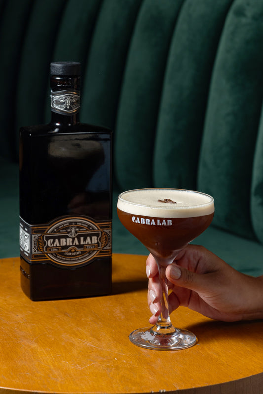 Licor de Café Cabra Lab + Taça Coupé Espresso Martini